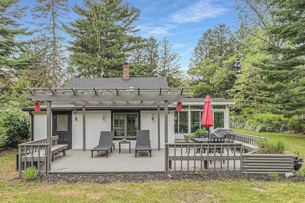 Photo of Outdoor in Shorewood-Tower Hills-Harbert