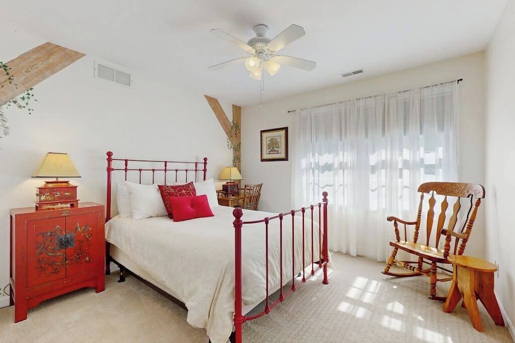 Photo of Bedroom in Grand Beach