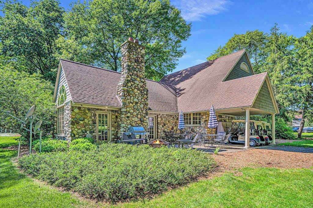 Photo of Outdoor in Benton Harbor