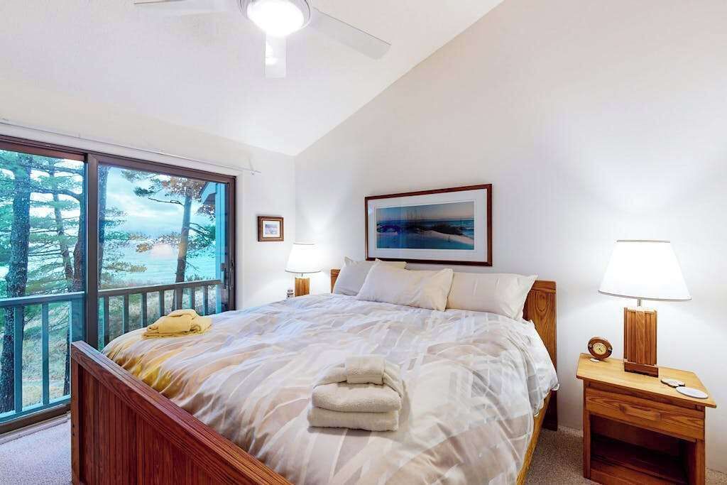 Photo of Bedroom in Glen Arbor