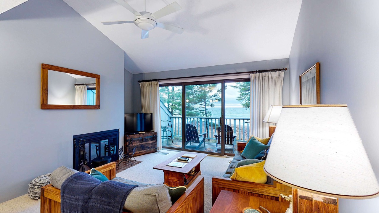 Photo of Livingroom in Glen Arbor