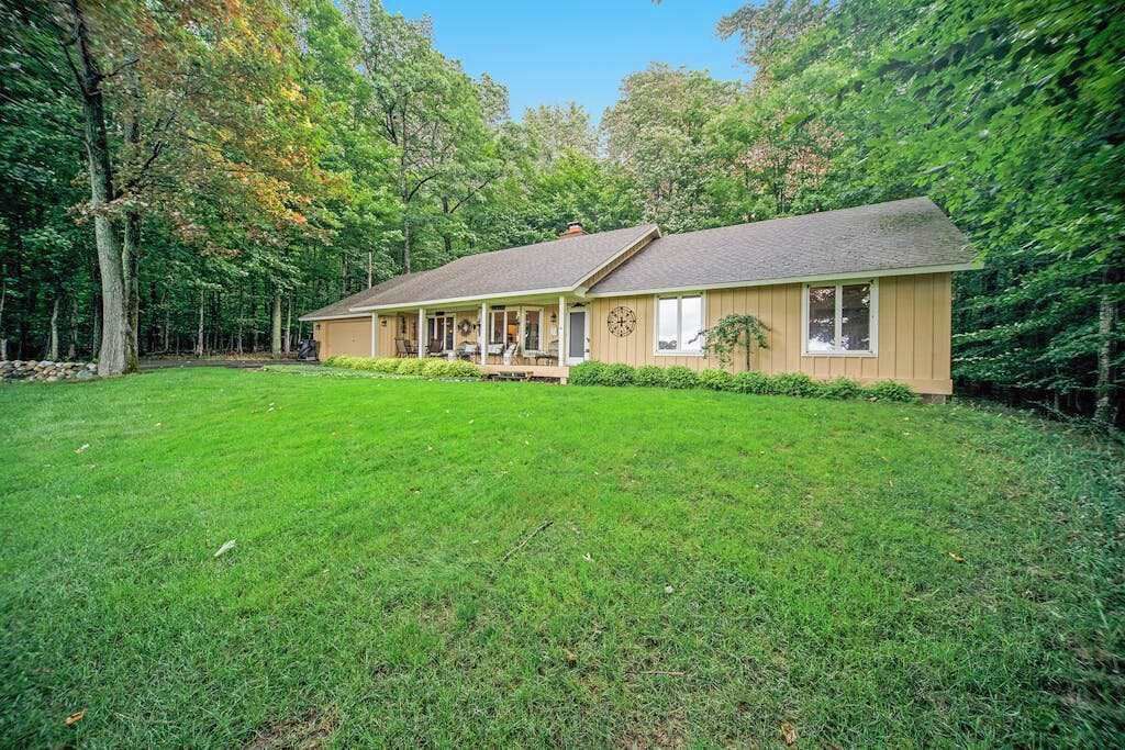 Photo of Outdoor in Birchwood Farms