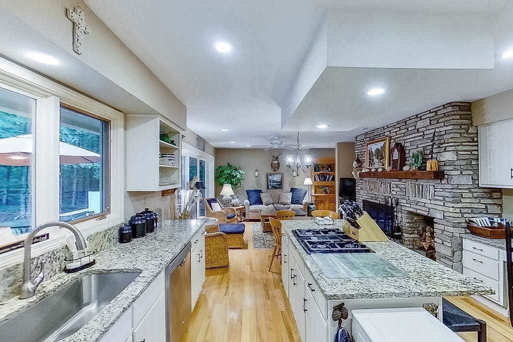 Photo of Kitchen in Birchwood Farms