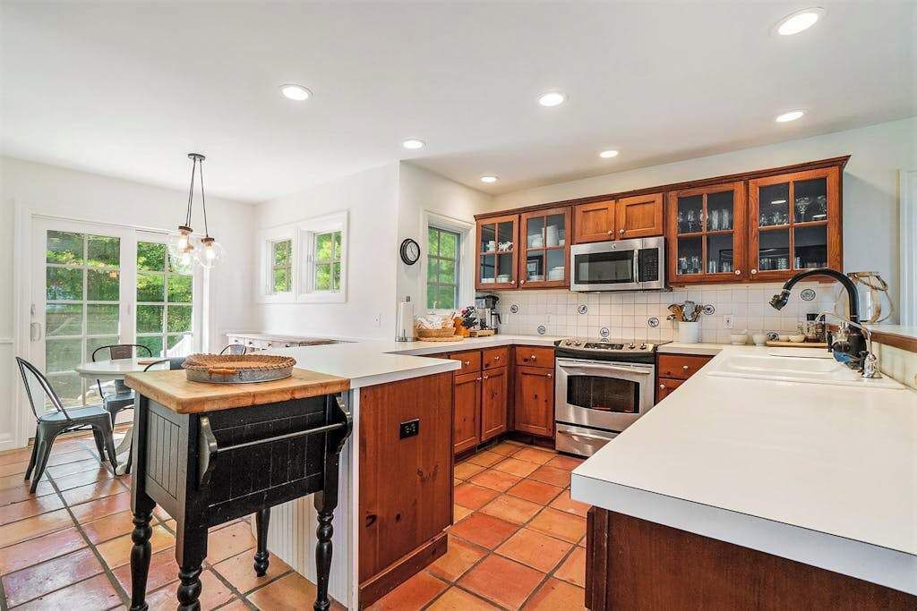 Photo of Kitchen in Glen Arbor