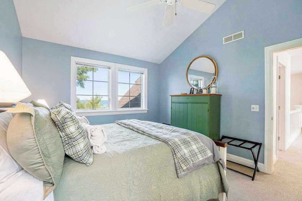 Photo of Bedroom in Glen Arbor
