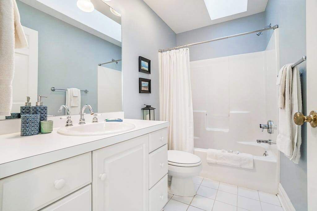 Photo of Bathroom in Glen Arbor