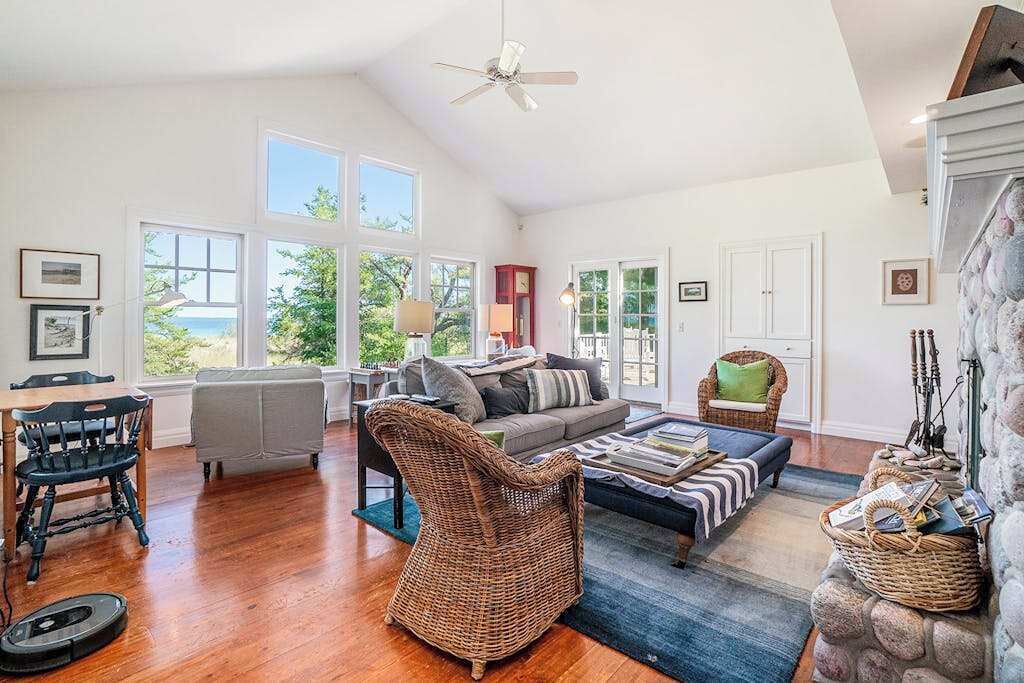 Photo of Livingroom in Glen Arbor