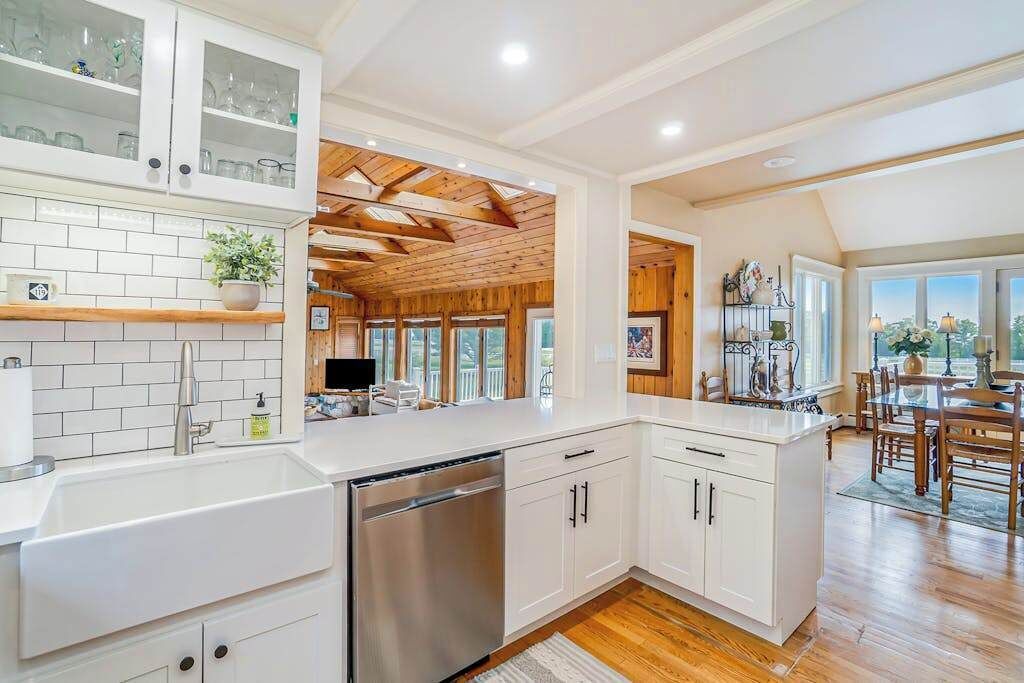 Photo of Kitchen in Birchwood Farms