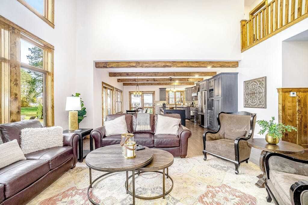 Photo of Livingroom in Thompsonville