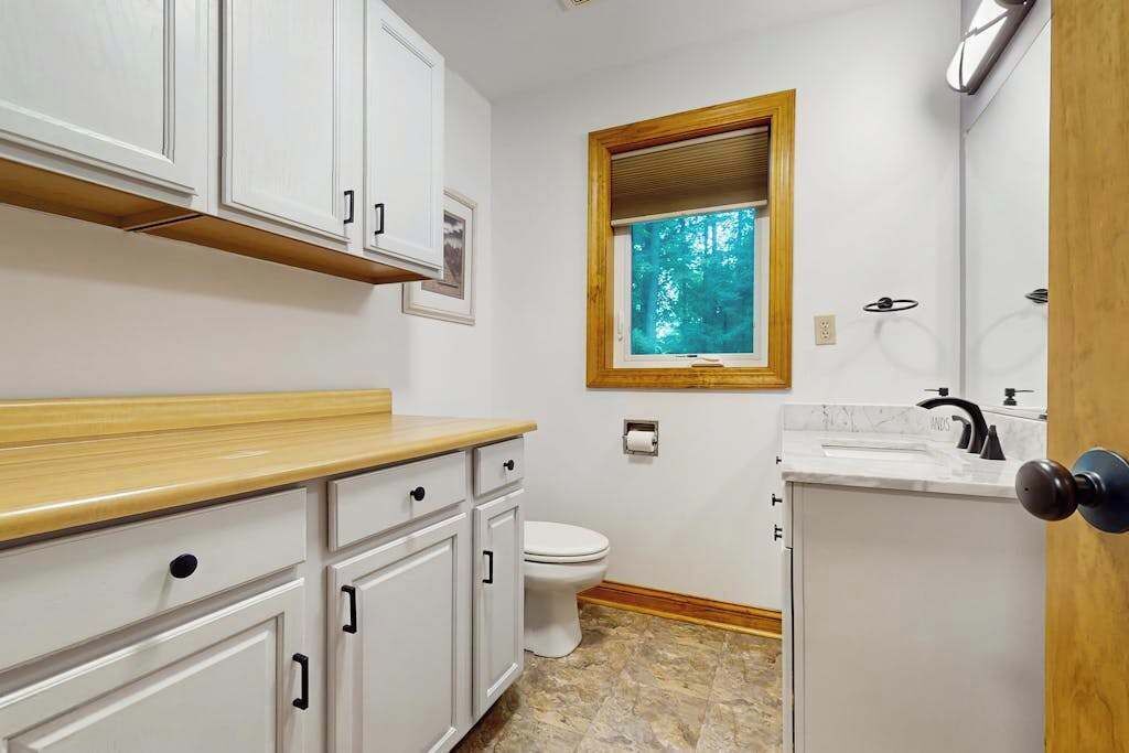 Photo of Bathroom in Shorewood-Tower Hills-Harbert