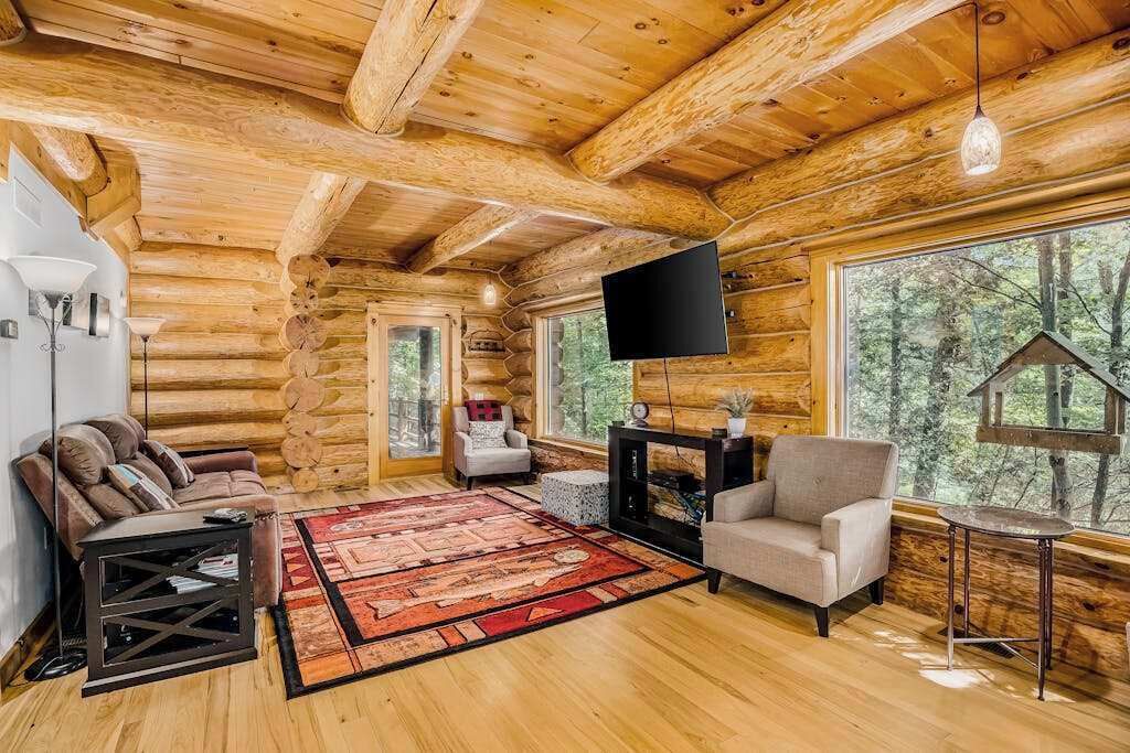 Photo of Livingroom in Thompsonville