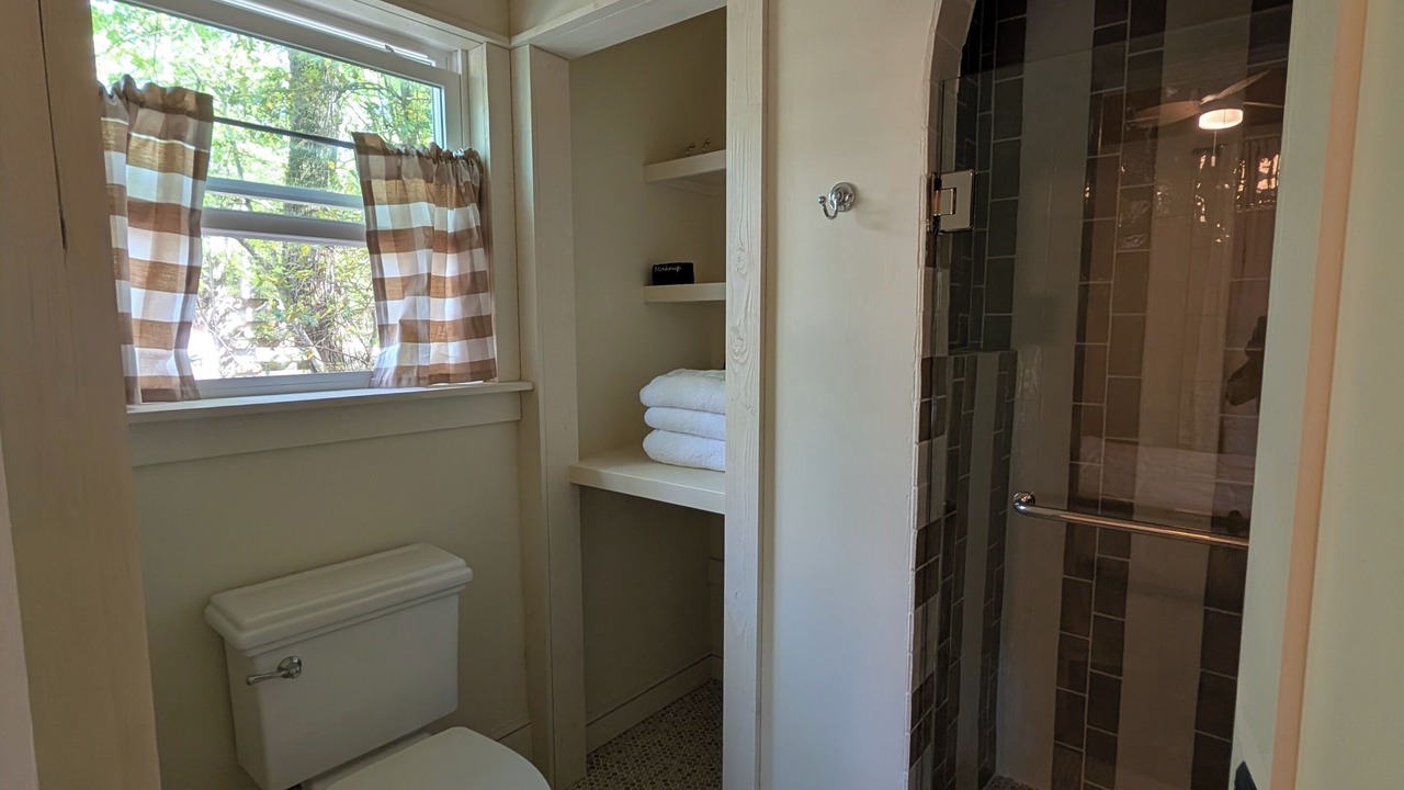 Photo of Bathroom in Spencer