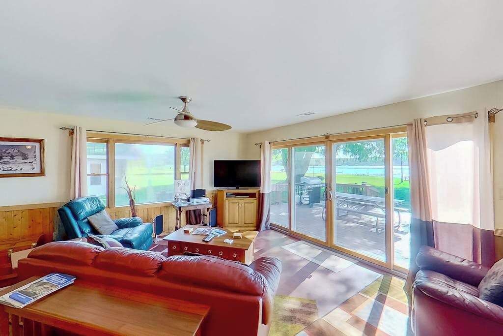 Photo of Livingroom in Onekama