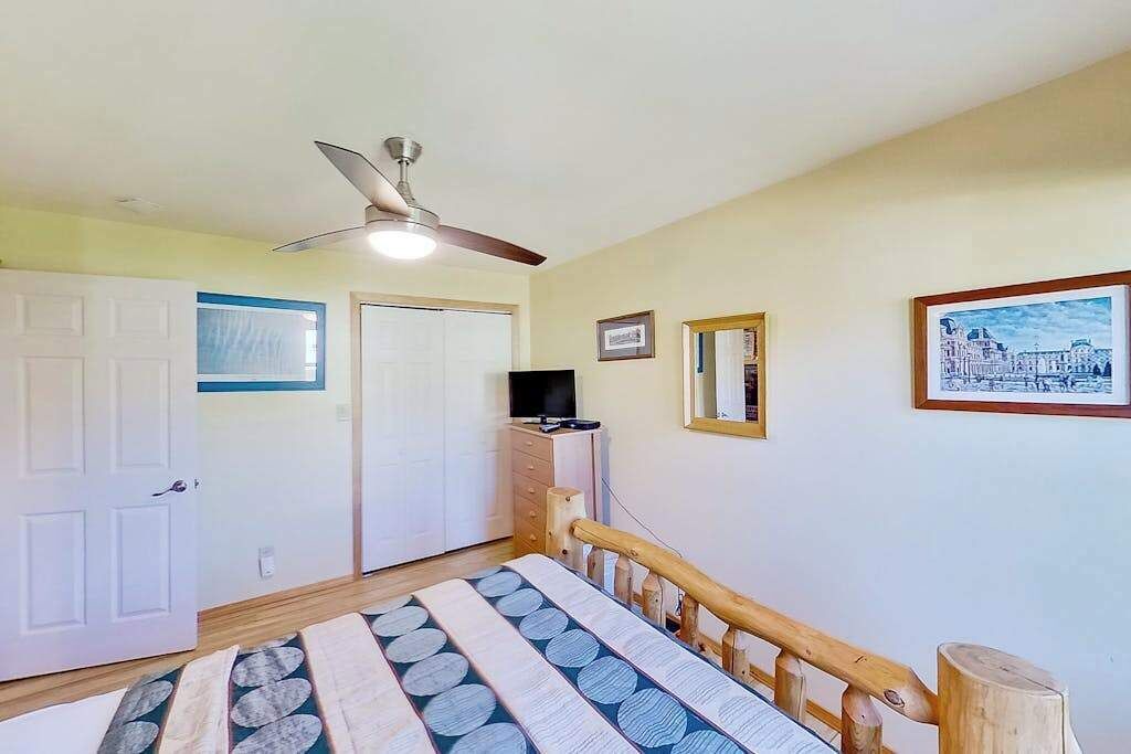 Photo of Bedroom in Onekama