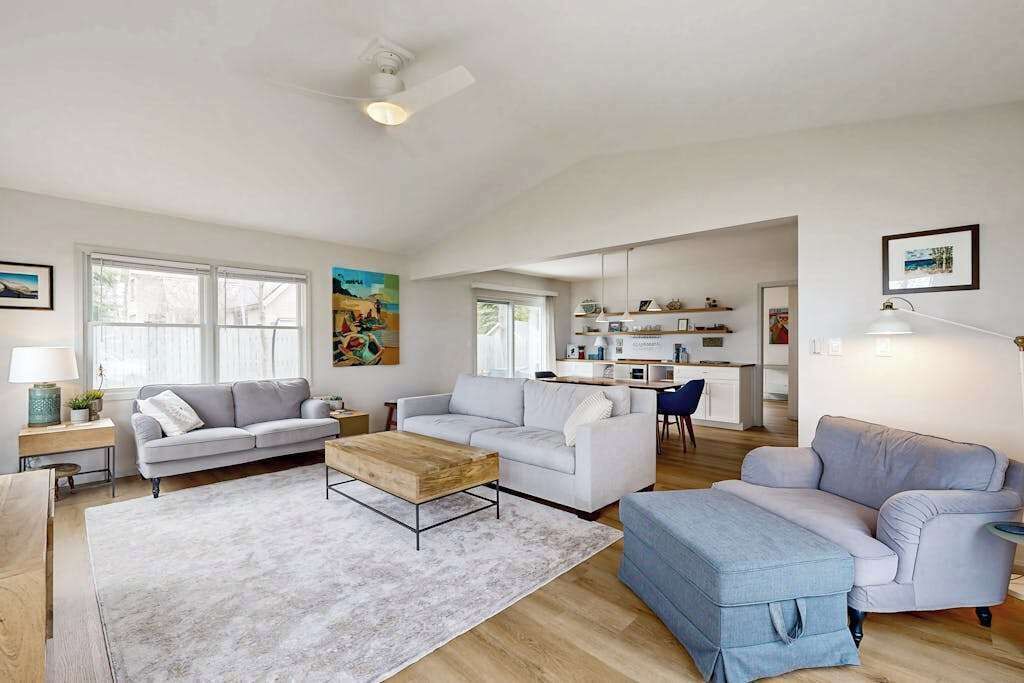 Photo of Livingroom in Suttons Bay