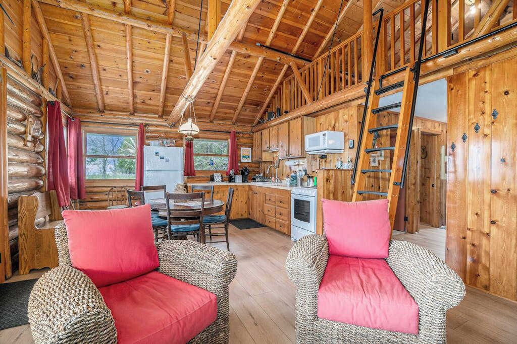 Photo of Livingroom in Empire