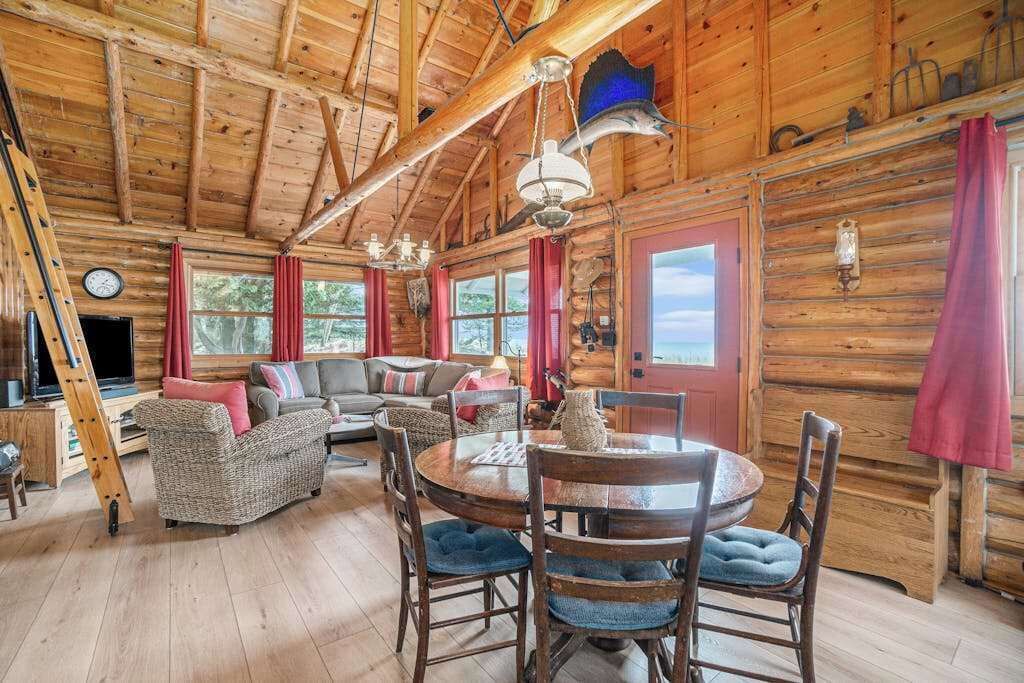 Photo of Livingroom in Empire