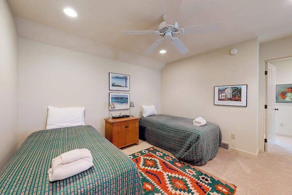 Photo of Bedroom in Glen Arbor