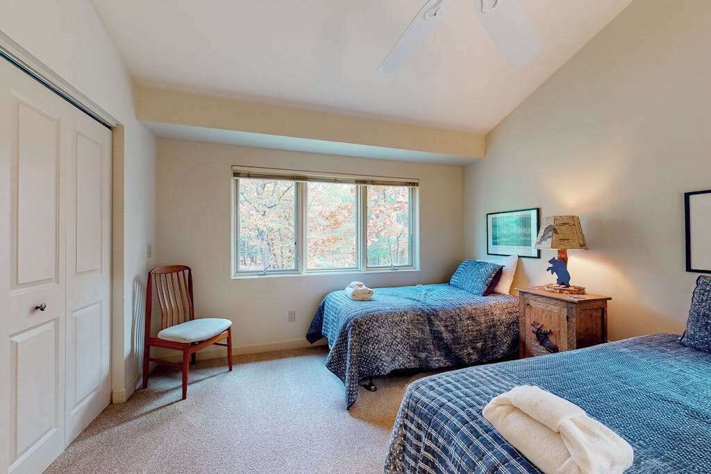 Photo of Bedroom in Glen Arbor