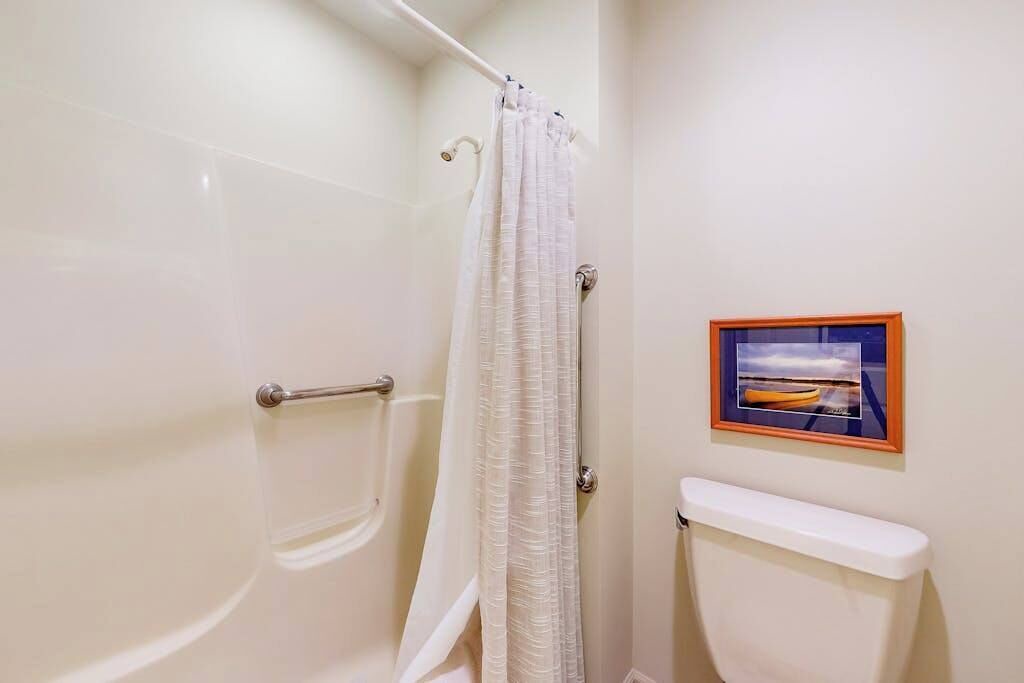 Photo of Bathroom in Glen Arbor