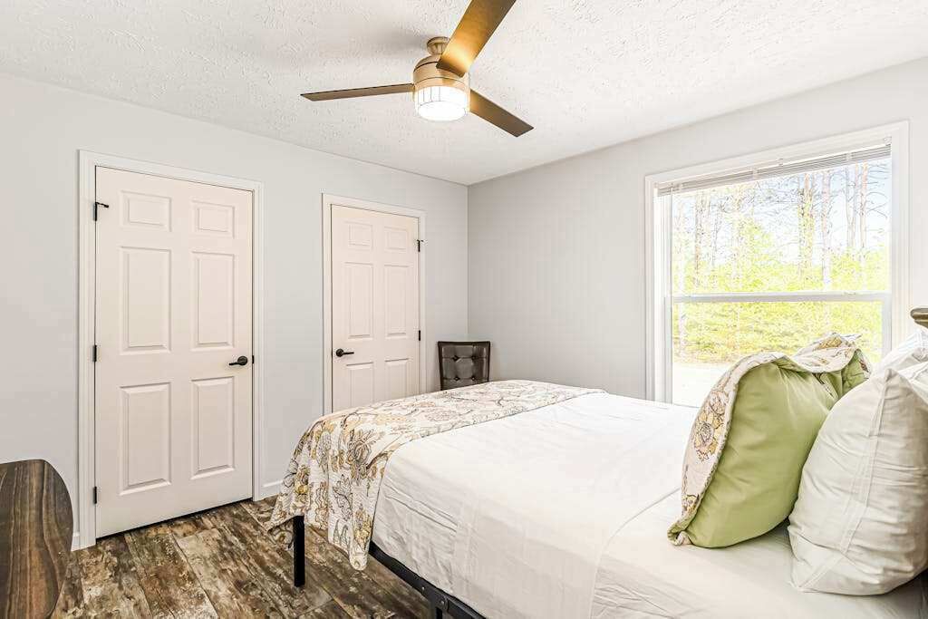 Photo of Bedroom in Thompsonville