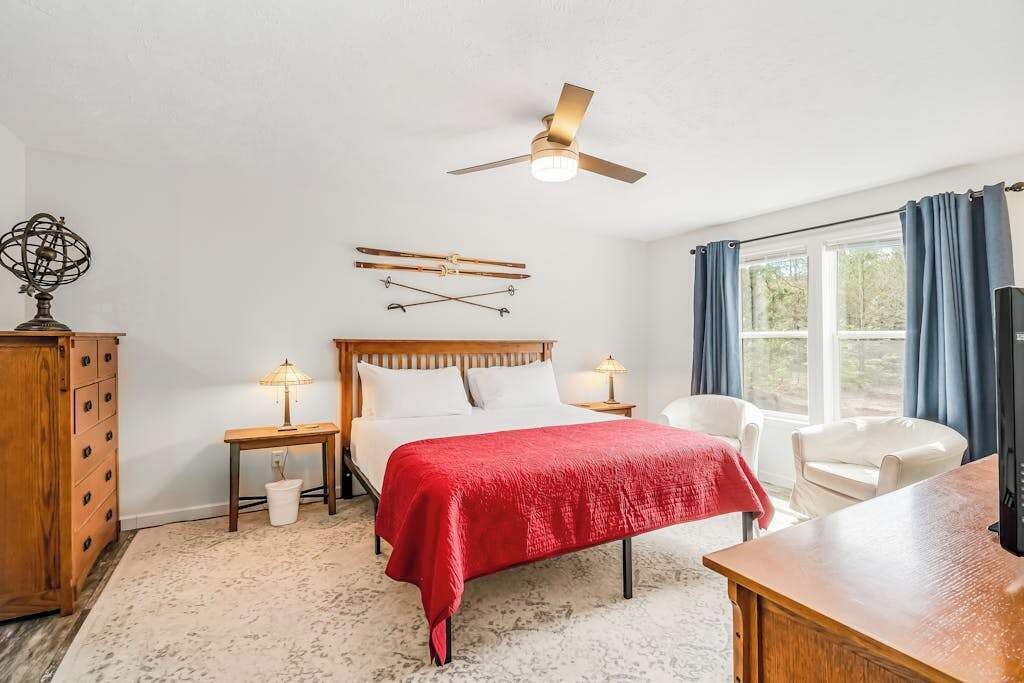 Photo of Bedroom in Thompsonville