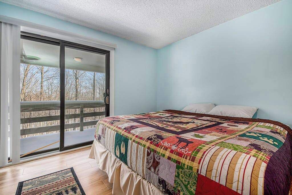 Photo of Bedroom in Harbor Springs