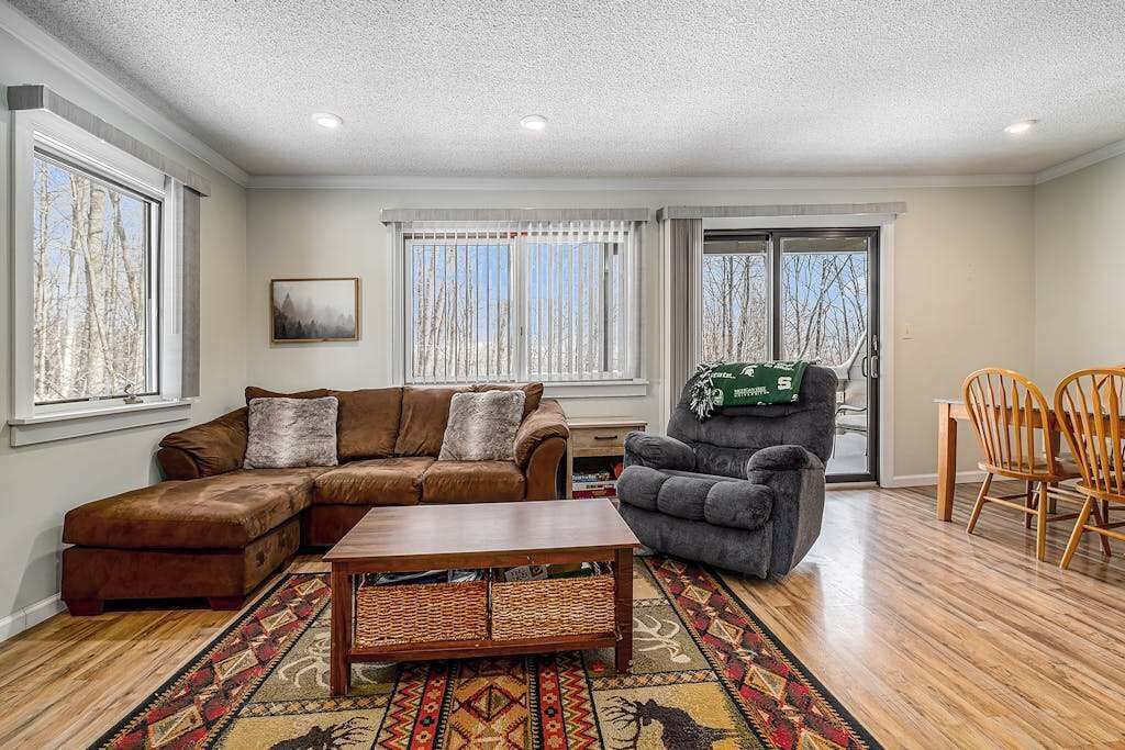 Photo of Livingroom in Harbor Springs