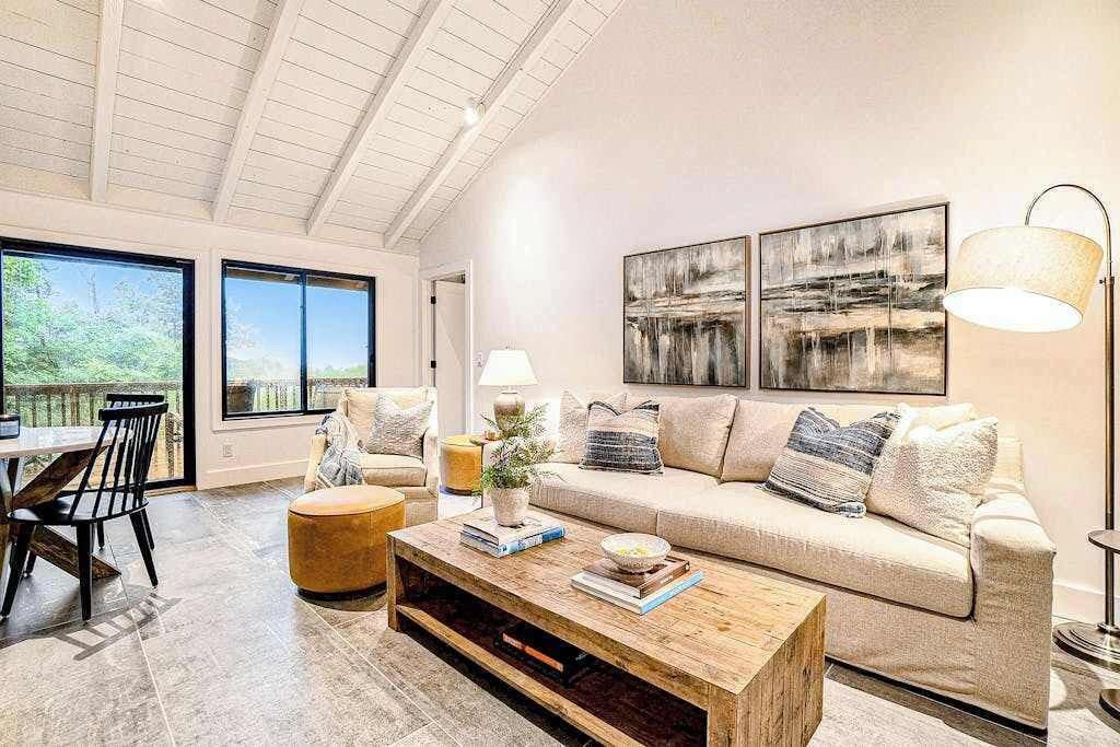 Photo of Livingroom in Manistee
