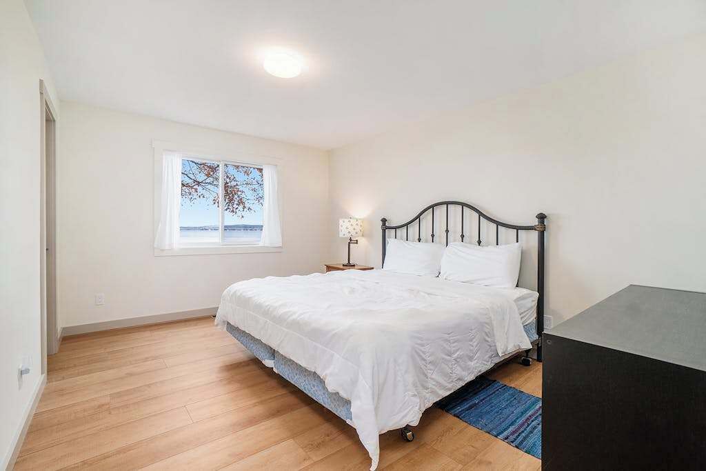 Photo of Bedroom in Lake Township