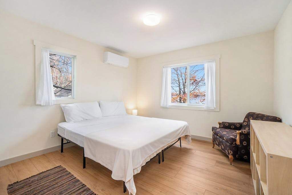 Photo of Bedroom in Lake Township