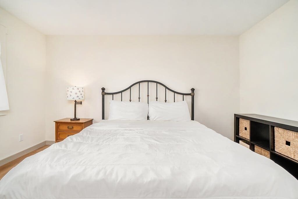 Photo of Bedroom in Lake Township