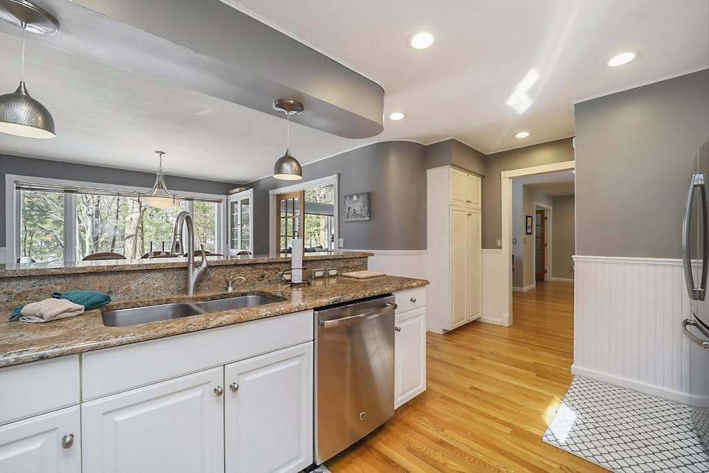 Photo of Kitchen in Maple City