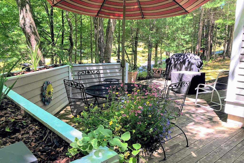 Photo of Outdoor in Maple City