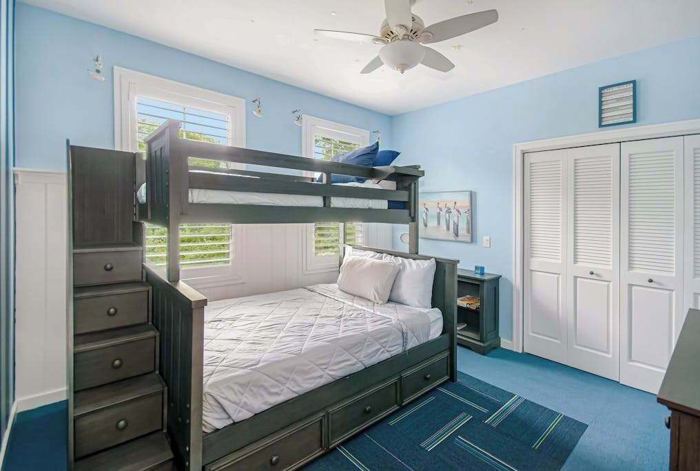 Photo of Bedroom in Glenn Haven Shores