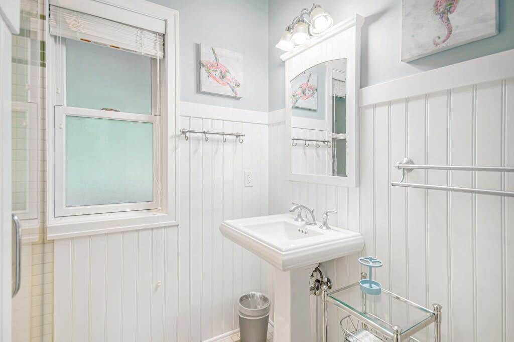Photo of Bathroom in Glenn Haven Shores