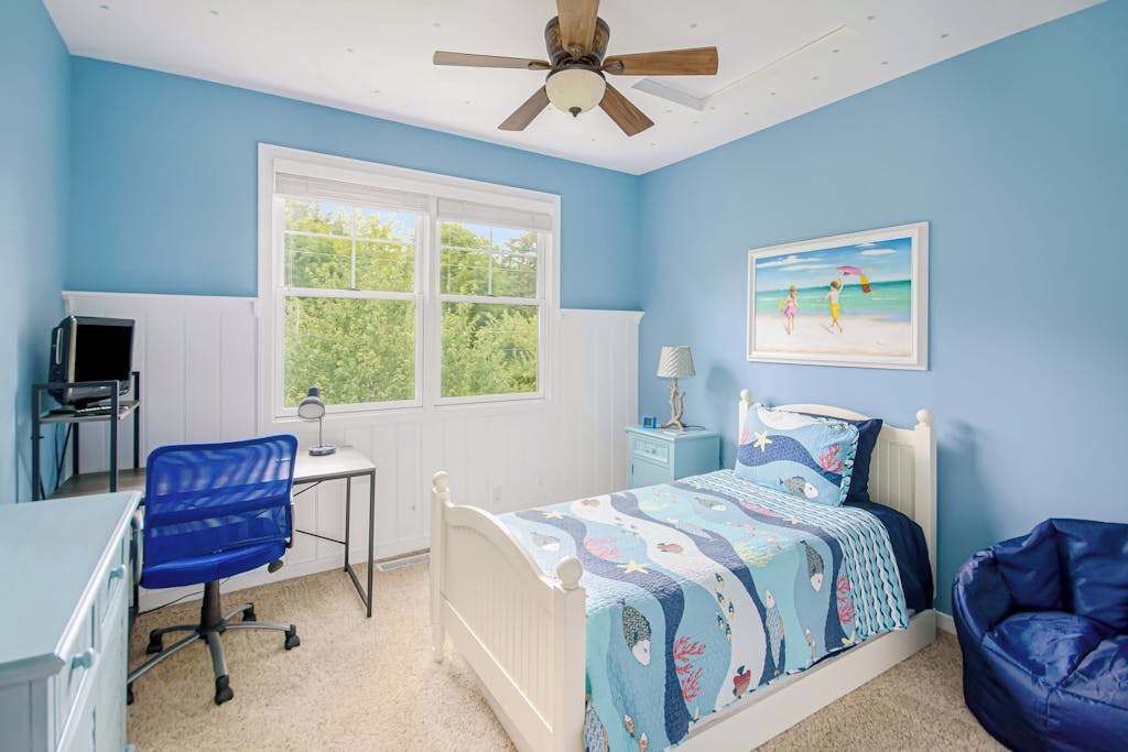 Photo of Bedroom in Glenn Haven Shores