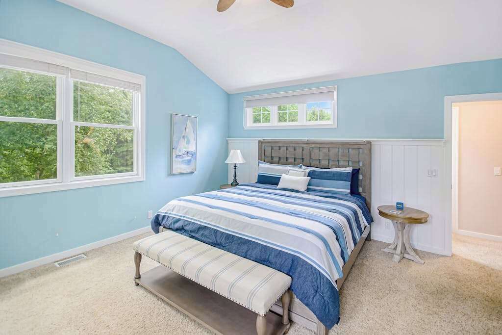 Photo of Bedroom in Glenn Haven Shores
