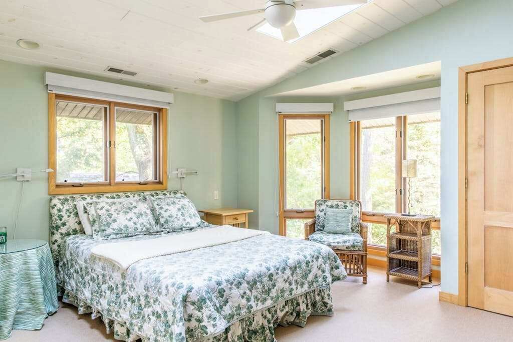Photo of Bedroom in Shorewood-Tower Hills-Harbert