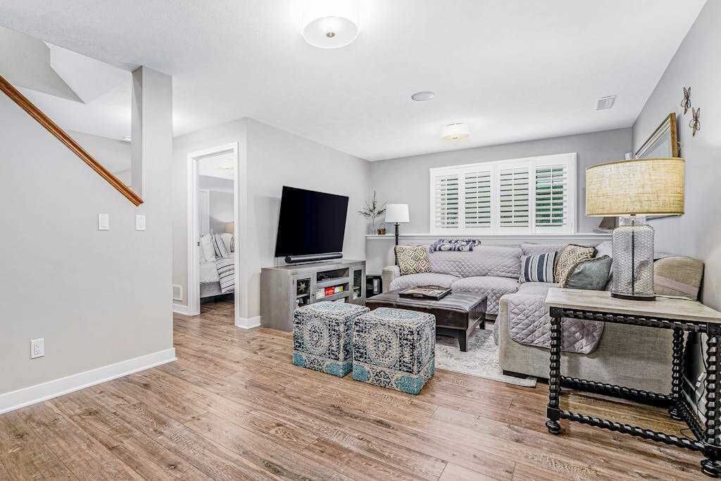 Photo of Livingroom in Glenn Haven Shores