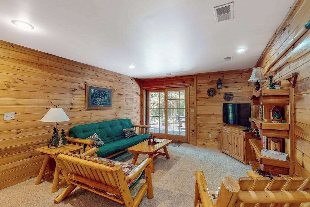 Photo of Livingroom in Empire