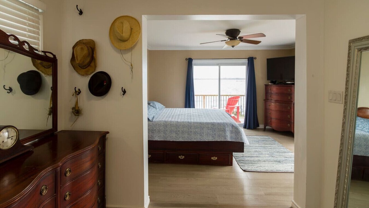 Photo of Bedroom in Trenton