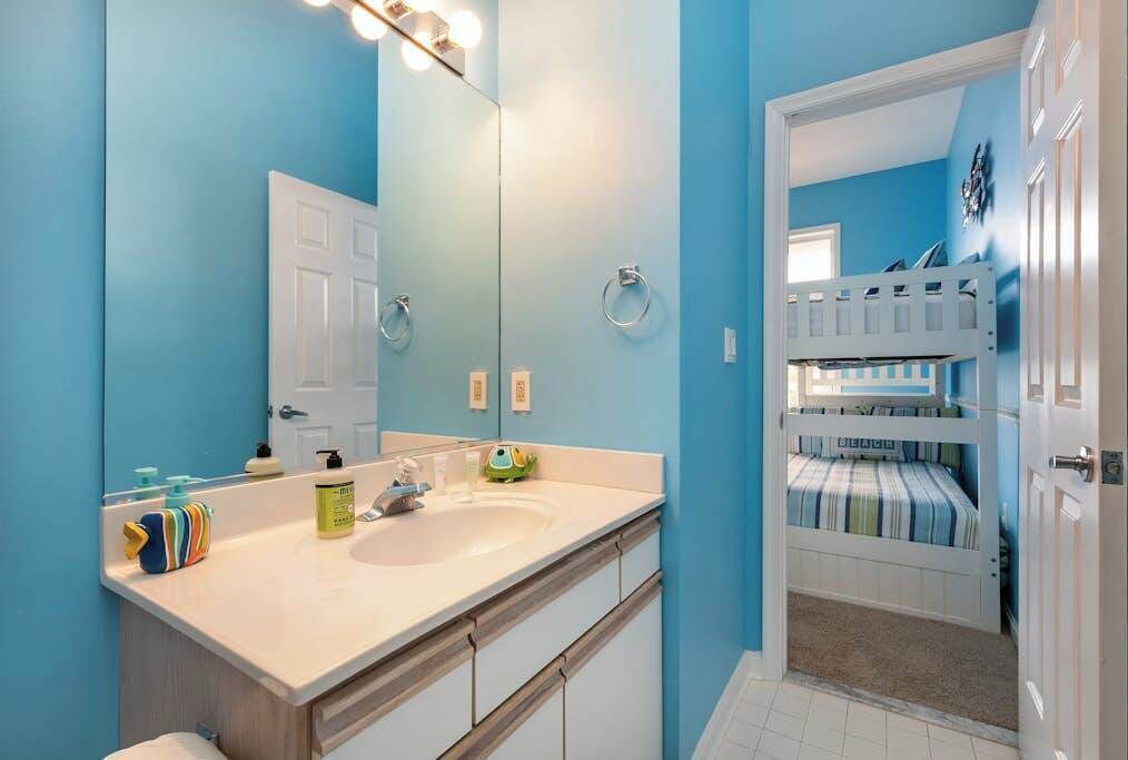 Photo of Bathroom in Heron Harbour Isle