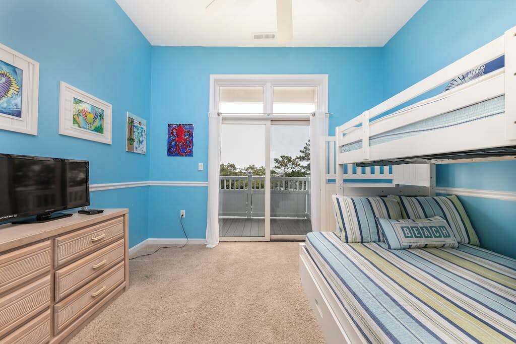 Photo of Bedroom in Heron Harbour Isle