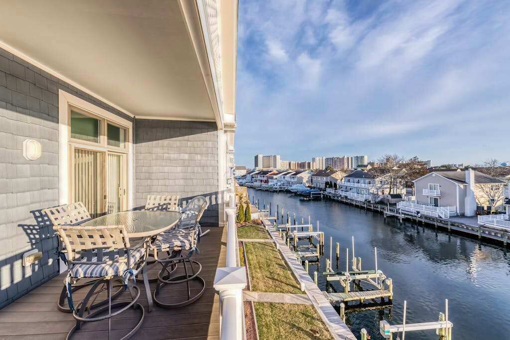 Photo of Outdoor in Heron Harbour Isle