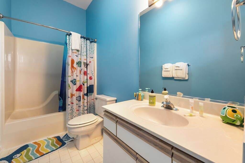 Photo of Bathroom in Heron Harbour Isle