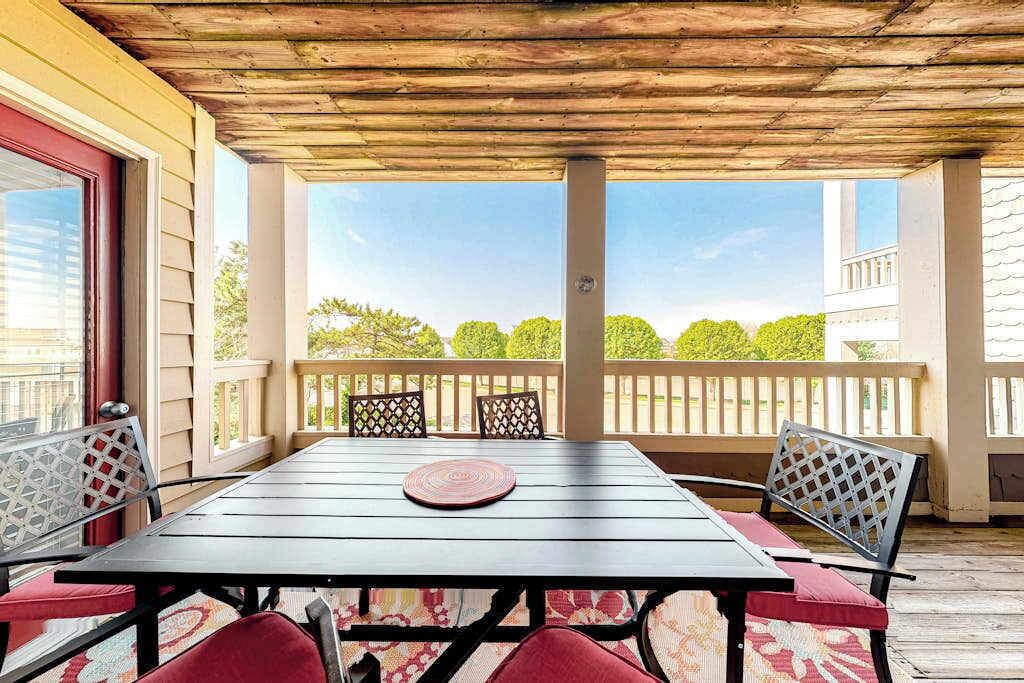 Photo of Outdoor in Heron Harbour Isle