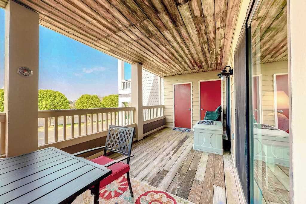 Photo of Outdoor in Heron Harbour Isle