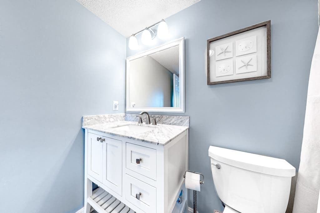 Photo of Bathroom in Heron Harbour Isle