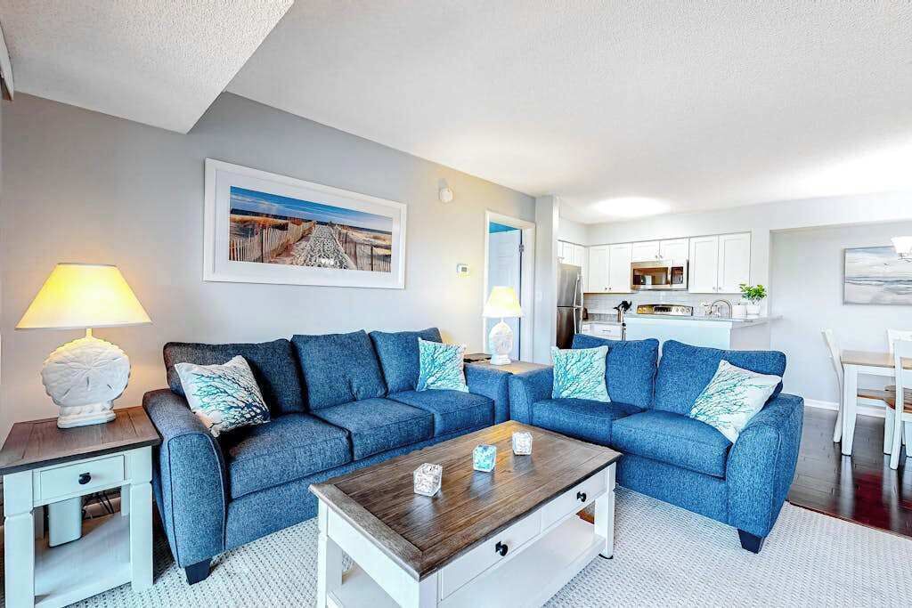 Photo of Livingroom in Heron Harbour Isle